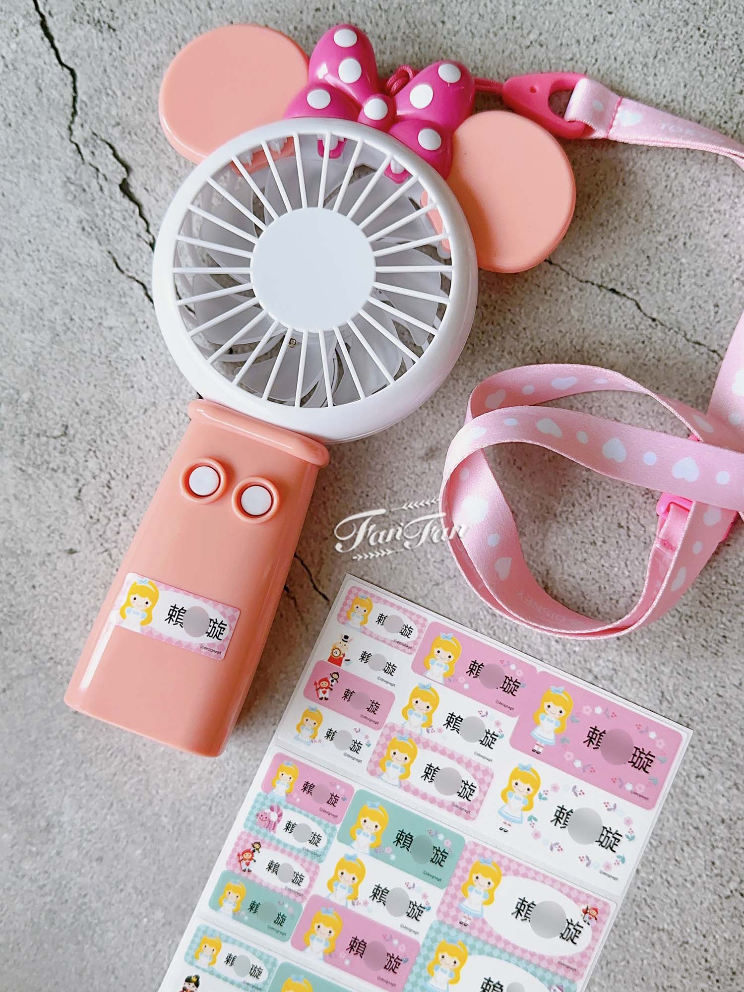 【育兒用品】開學必備用品！超可愛韓國客製化姓名貼限時開團囉，衣物貼、防水貼、餐具貼，各種獨特姓名貼通通有！