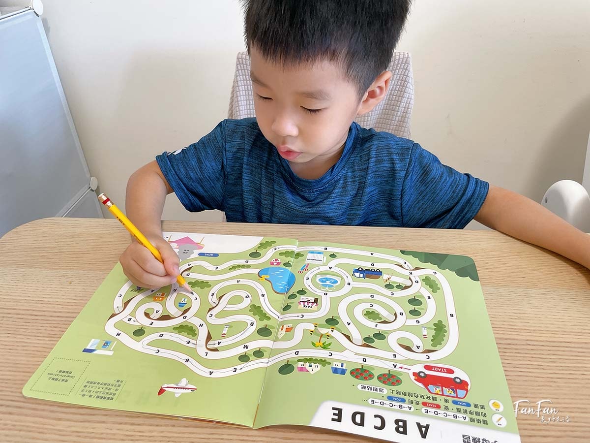 2026巧連智開團｜和巧虎一起說英語初階版&進階版、巧虎注音拼音學習套組、和巧虎一起學數學、聰明左右腦點讀大冒險、寶寶生活好習慣套組、好情緒EQ X 品格人際套組、小學生橋梁書完整開箱！開團才有的贈品