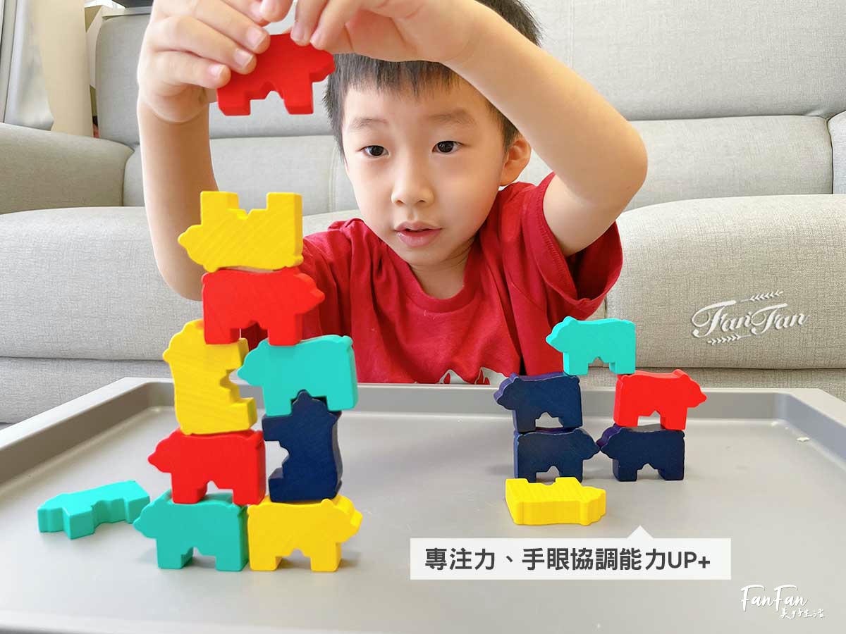 小康軒數學遊戲寶盒|玩桌遊學數學!防疫特攻隊、小熊疊疊樂、3D森林樂園|從遊戲學關係邏輯、立體思維與空間對應的趣味親子桌遊! - 第17張圖 小康軒數學遊戲寶盒|玩桌遊學數學!防疫特攻隊、小熊疊疊樂、3D森林樂園|從遊戲學關係邏輯、立體思維與空間對應的趣味親子桌遊!