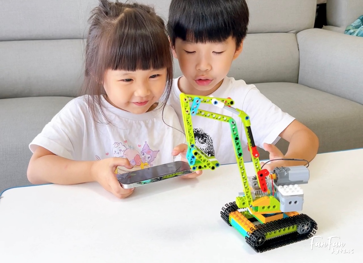 AI世代必備！幼兒動力積木、程式積木搭建學編程！與樂高相容，推薦給孩子的入門編程STEAM玩具｜積木的最高境界！