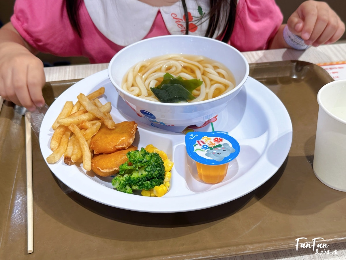 大阪親子遊樂園推薦：枚方公園無限暢玩免排隊！比環球更適合小小孩的在地遊樂園，設施無限搭暢完一整天｜枚方公園遊玩攻略
