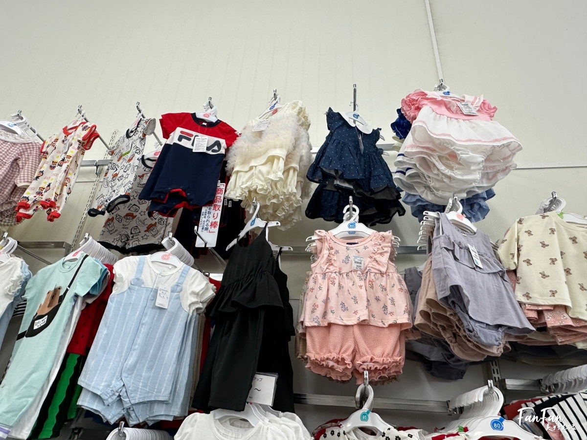 大阪母嬰用品:西松屋推薦必買必逛!嬰幼兒童裝、兒童水壺餐具、洗澡沐浴球、玩具、奶粉尿布、嬰兒推車通通有!近枚方公園 - 第17張圖 大阪母嬰用品:西松屋推薦必買必逛!嬰幼兒童裝、兒童水壺餐具、洗澡沐浴球、玩具、奶粉尿布、嬰兒推車通通有!近枚方公園