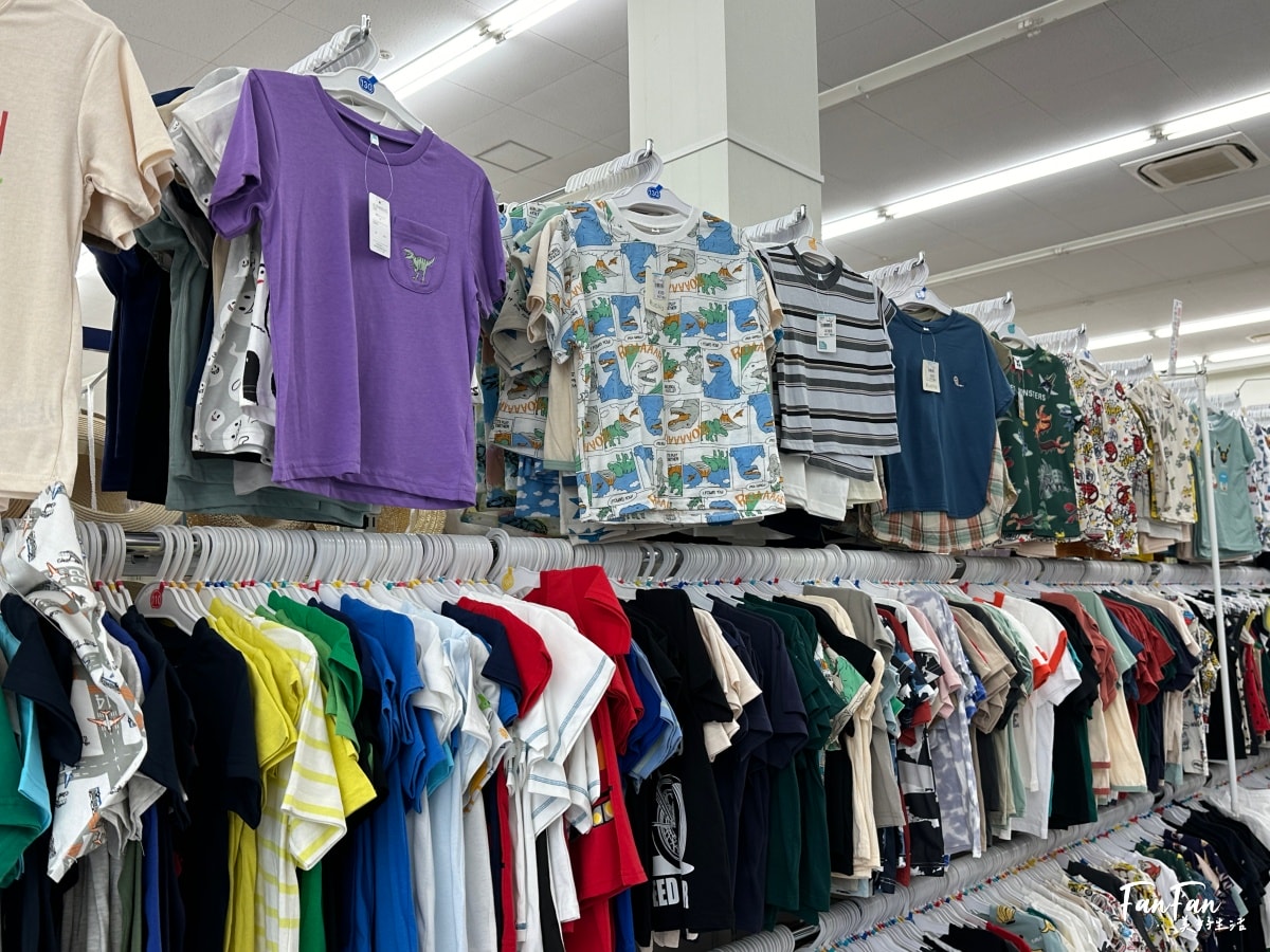 大阪母嬰用品:西松屋推薦必買必逛!嬰幼兒童裝、兒童水壺餐具、洗澡沐浴球、玩具、奶粉尿布、嬰兒推車通通有!近枚方公園 - 第28張圖 大阪母嬰用品:西松屋推薦必買必逛!嬰幼兒童裝、兒童水壺餐具、洗澡沐浴球、玩具、奶粉尿布、嬰兒推車通通有!近枚方公園