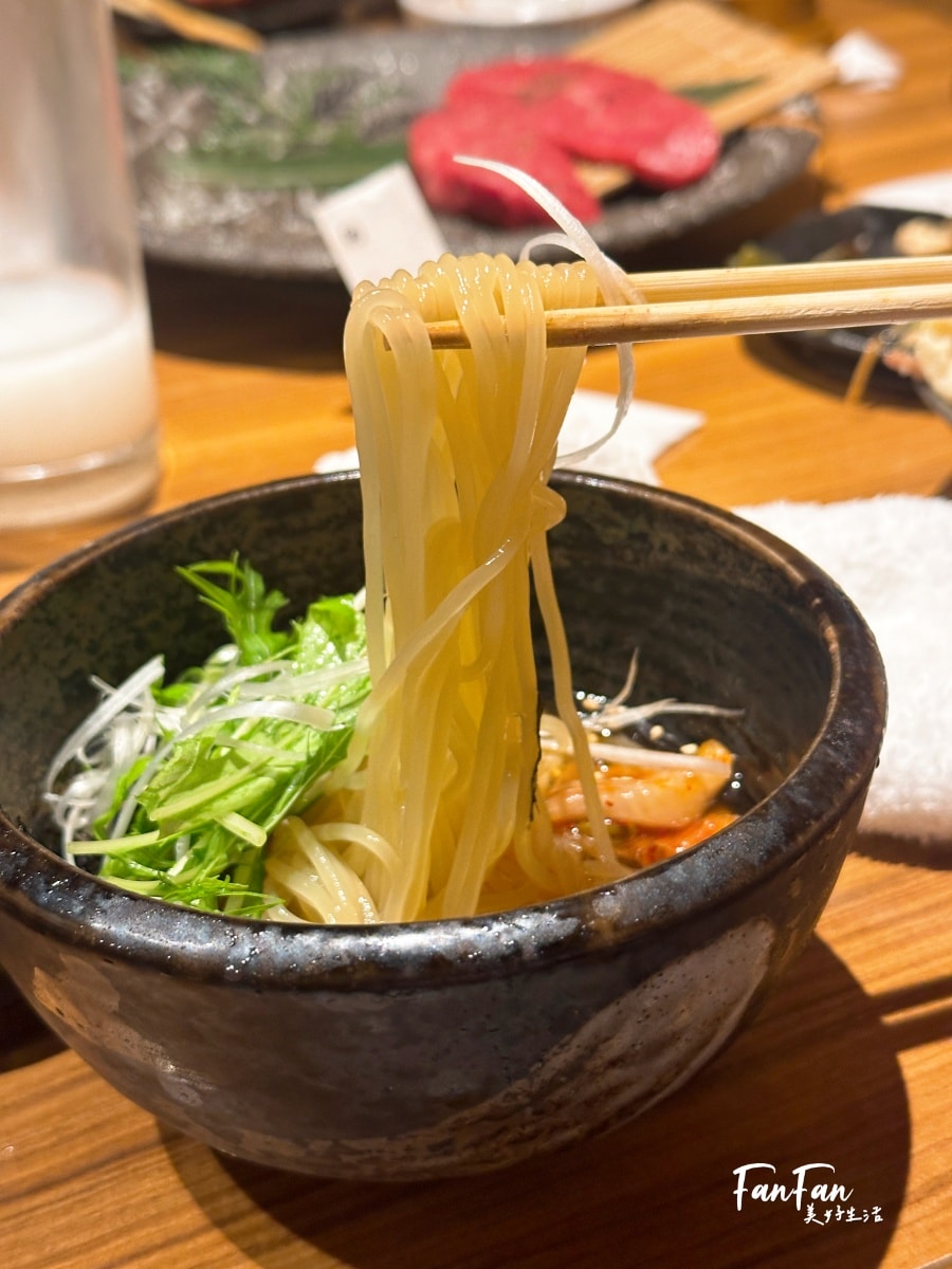 神戶牛燒肉石田屋｜去神戶當然要吃神戶牛肉！頂級A5和牛套餐太好吃｜炭焼肉 石田屋。Hanare