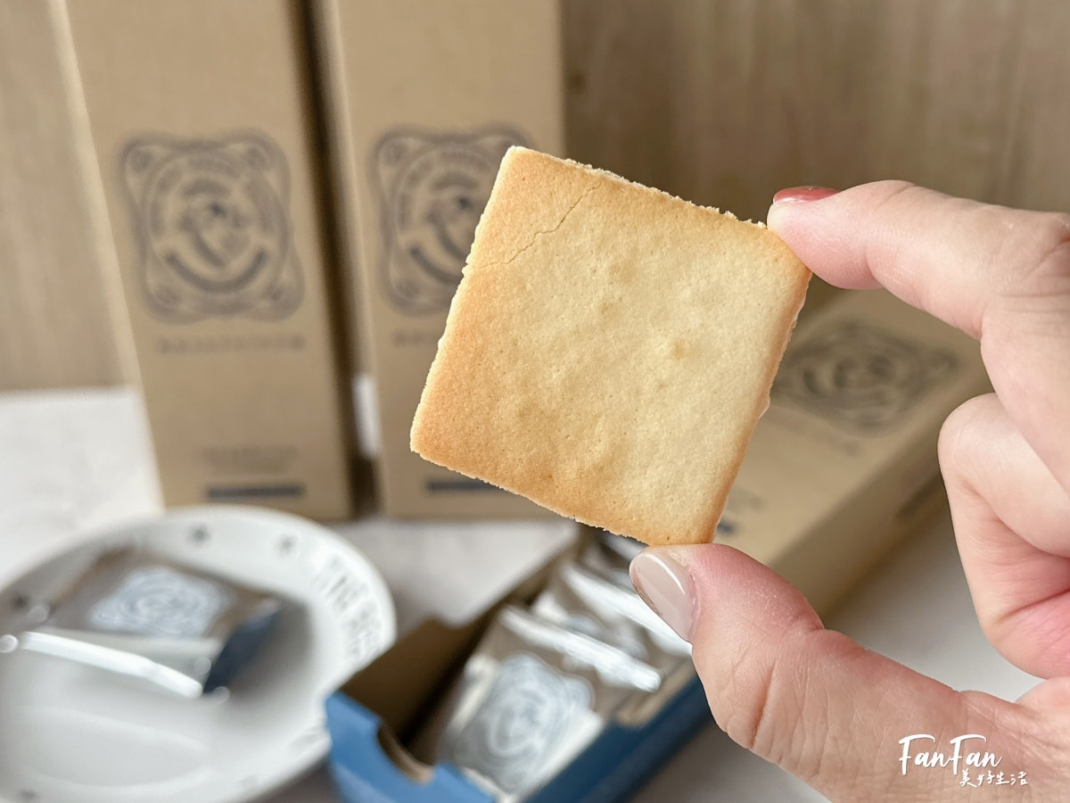 大阪必買伴手禮推薦|關西機場必買伴手禮、大阪特色零食紀念品特輯 - 第9張圖 大阪必買伴手禮推薦|關西機場必買伴手禮、大阪特色零食紀念品特輯