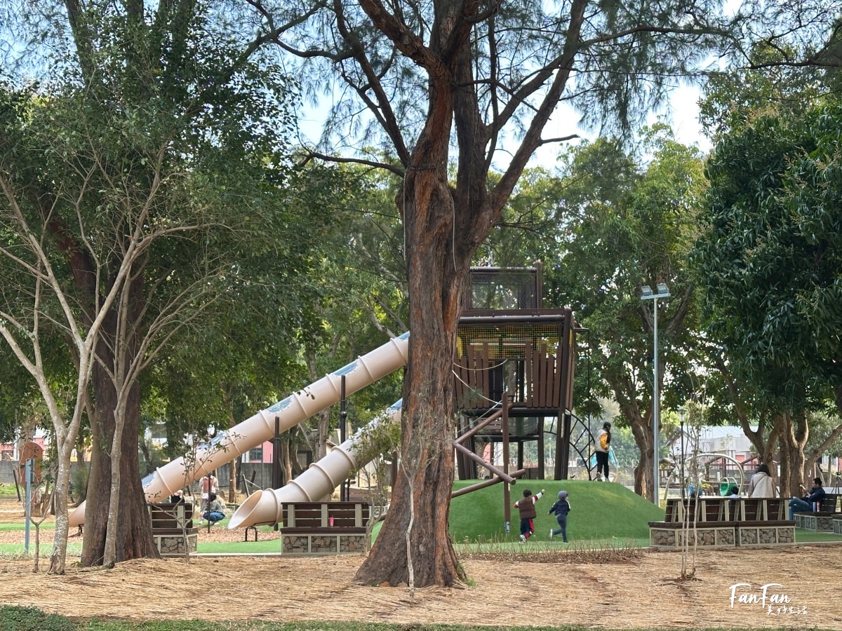 后里森林公園搖籃遊戲場|被樹林包圍好愜意不怕曬!還有林間吊床太愜意啦! - 第1張圖 后里森林公園搖籃遊戲場|被樹林包圍好愜意不怕曬!還有林間吊床太愜意啦!