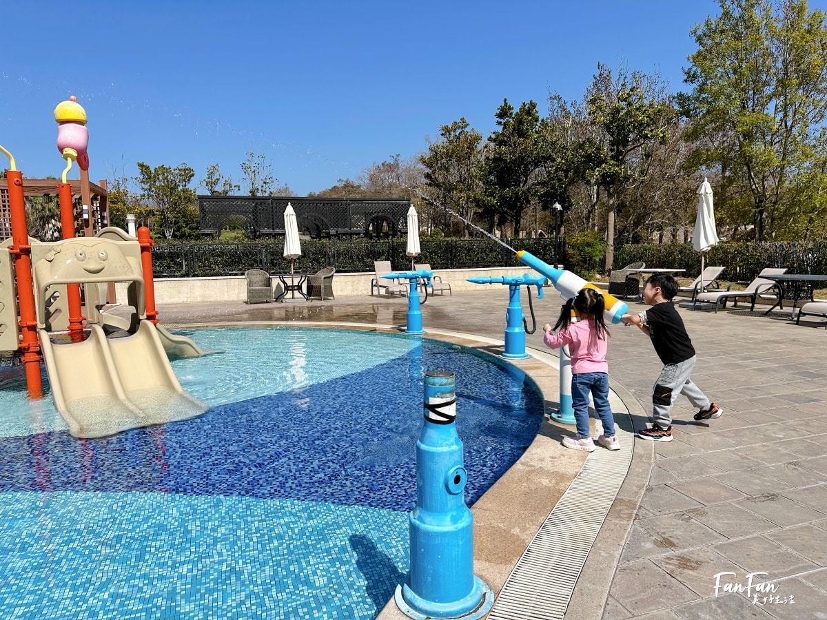 福容大飯店麗寶樂園｜旁邊就是麗寶樂園跟OUTLET，遊樂園、逛街、吃飯一站搞定！台中度假飯店推薦
