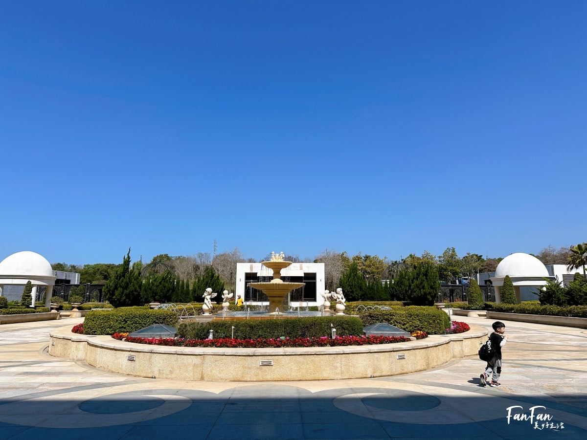 福容大飯店麗寶樂園｜旁邊就是麗寶樂園跟OUTLET，遊樂園、逛街、吃飯一站搞定！台中度假飯店推薦