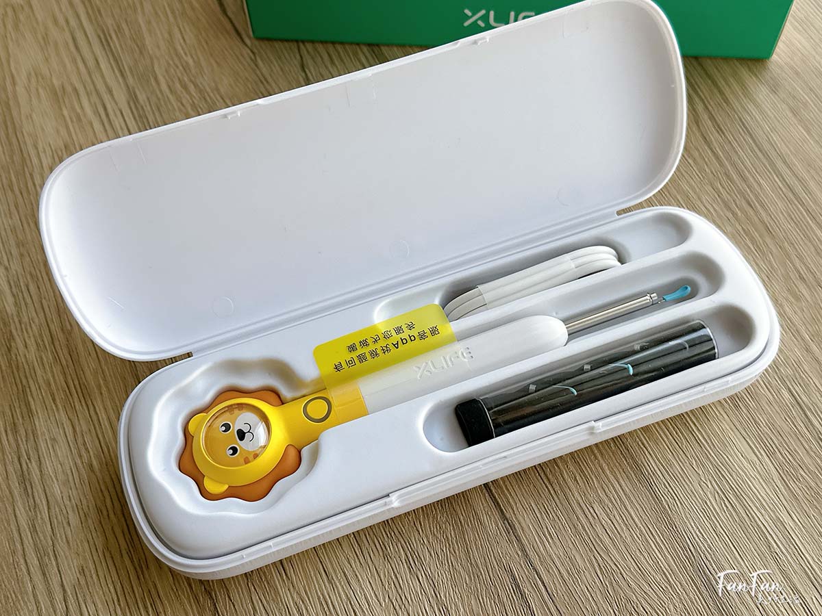 這樣挖耳朵好安心！居家挖耳神器：XLife Q3兒童智能監控挖耳棒，附LED燈還能連線手機，清潔耳道更輕鬆！