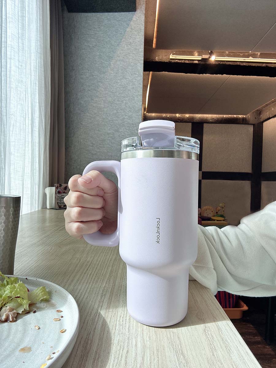 樂扣樂扣locknlock時尚水壺48折！2025新品不鏽鋼吸管杯、漸層色絕美水壺、方便攪拌的搖搖杯，一瓶搞定你的喝水需求！