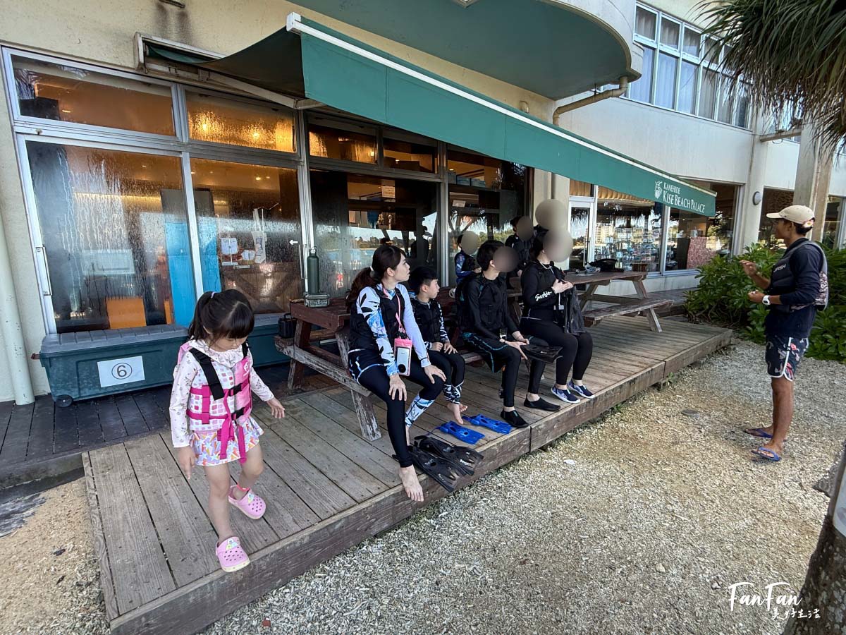沖繩浮潛體驗:5歲就能玩,不會游泳也能浮潛!感受沖繩清澈海水、熱帶魚與珊瑚礁,浮潛新手也沒問題! - 第5張圖 沖繩浮潛體驗:5歲就能玩,不會游泳也能浮潛!感受沖繩清澈海水、熱帶魚與珊瑚礁,浮潛新手也沒問題!