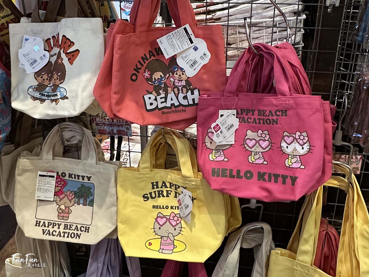沖繩限定：曬黑Hello Kitty、曬黑蠟筆小新T恤開箱，曬黑三麗鷗明星系列哪裡買？沖繩必買戰利品！