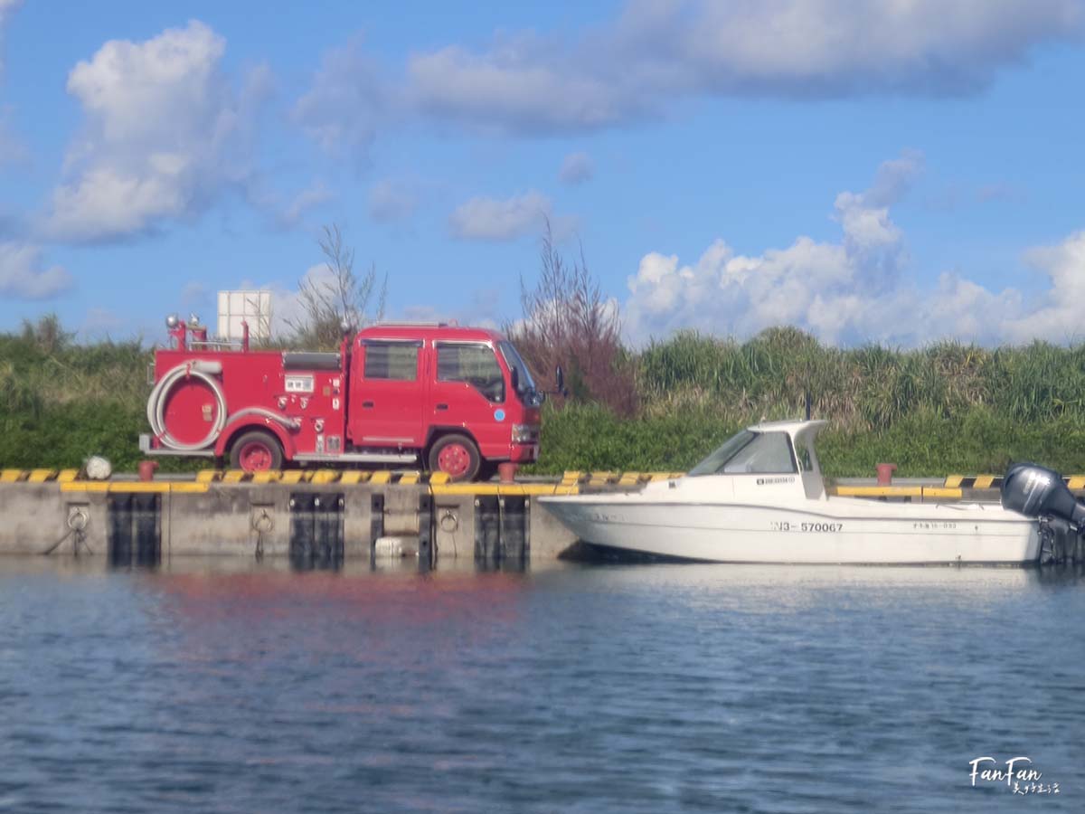 沖繩必玩!不用憋氣也能到海底看熱帶魚!沖繩潛水滑板車/海底滑板車|古宇利大橋水下活動推薦|思い出販売所美ら海潜水 - 第2張圖 沖繩必玩!不用憋氣也能到海底看熱帶魚!沖繩潛水滑板車/海底滑板車|古宇利大橋水下活動推薦|思い出販売所美ら海潜水