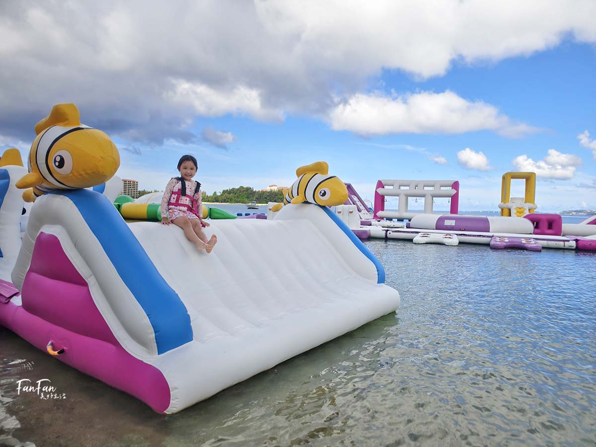 沖繩水上活動推薦：喜瀨海灘Aqua Park水上氣墊樂園！Marine Club Berry水上設施活動