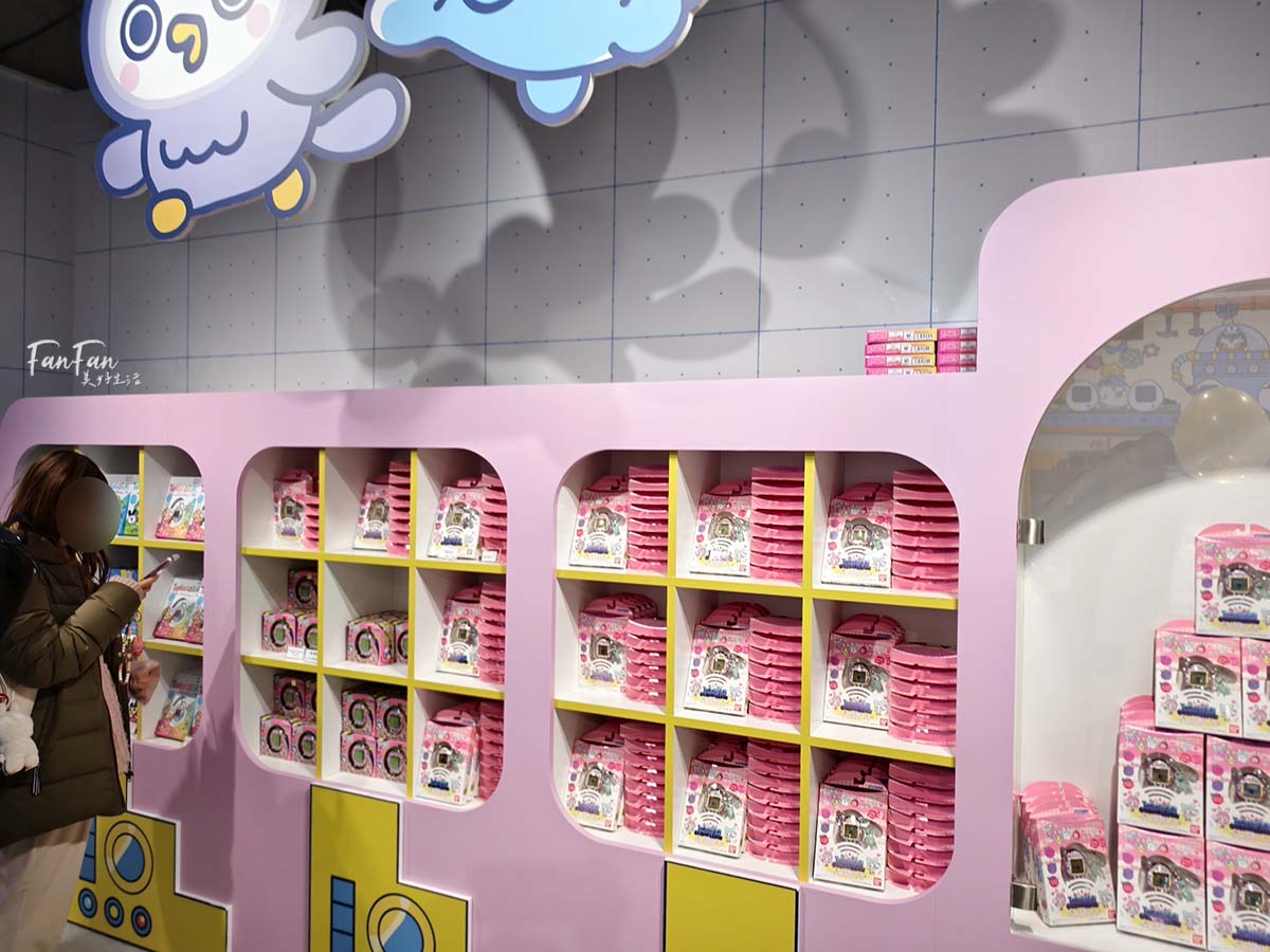 來去Tamagotchi factory原宿體驗概念店!Lab Tama連線交換最新道具、超萌必敗限定款迷你公仔造型瓶!たまごっち ふぁくとり - 第2張圖 來去Tamagotchi factory原宿體驗概念店!Lab Tama連線交換最新道具、超萌必敗限定款迷你公仔造型瓶!たまごっち ふぁくとり