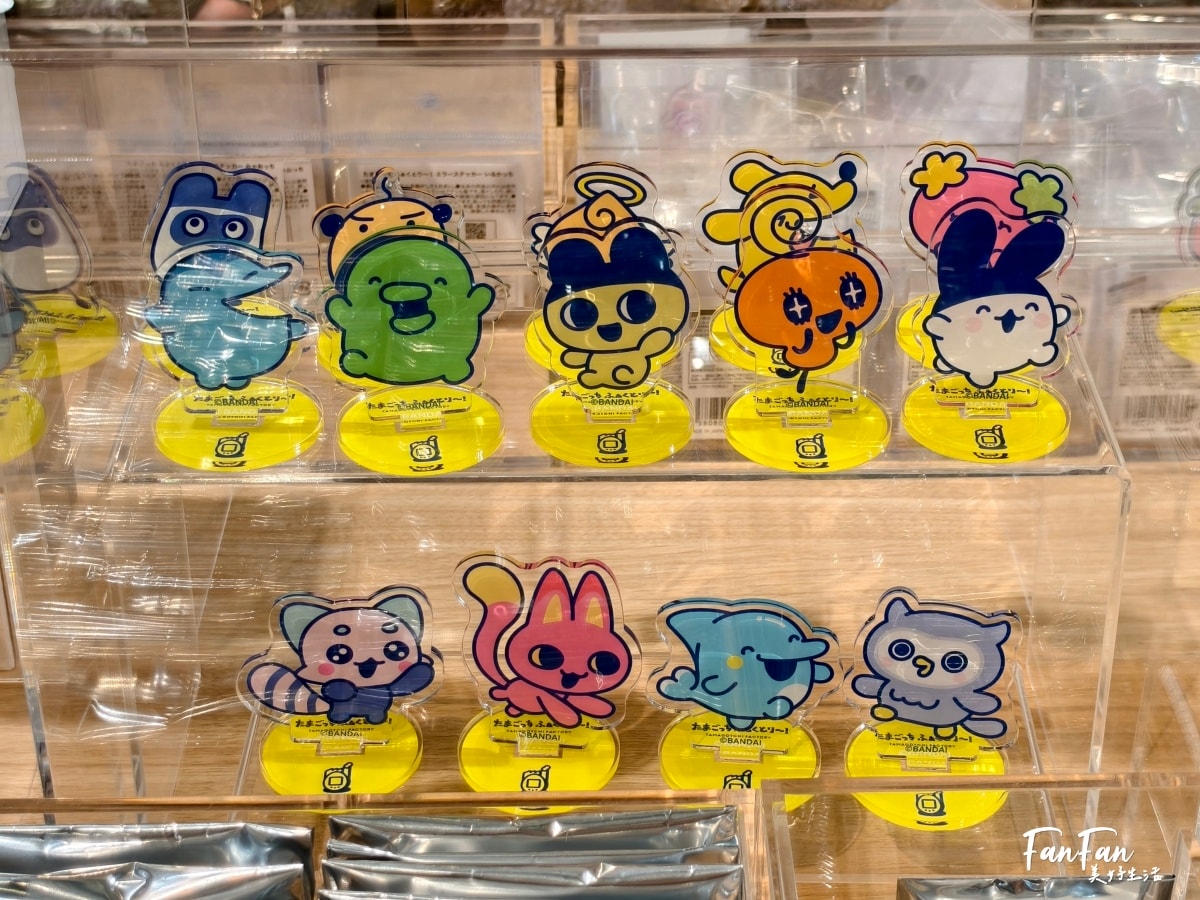 來去Tamagotchi factory原宿體驗概念店!Lab Tama連線交換最新道具、超萌必敗限定款迷你公仔造型瓶!たまごっち ふぁくとり - 第14張圖 來去Tamagotchi factory原宿體驗概念店!Lab Tama連線交換最新道具、超萌必敗限定款迷你公仔造型瓶!たまごっち ふぁくとり