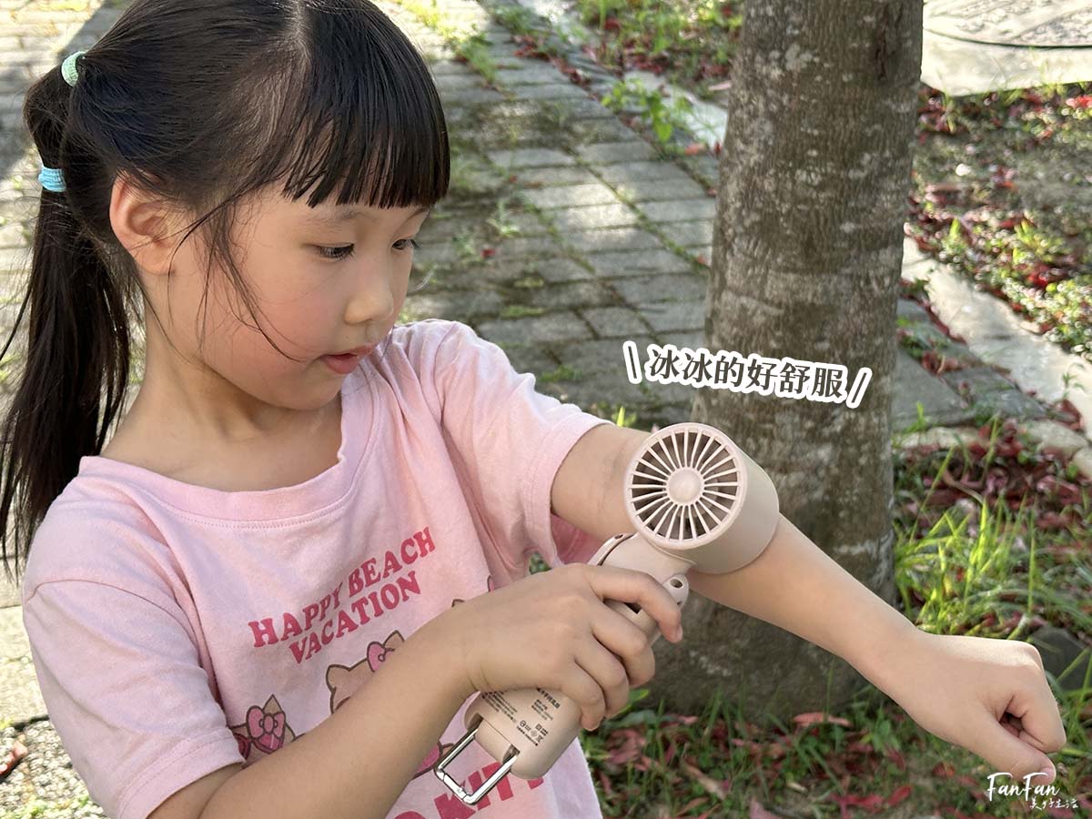 夏日必備VOTO製冷風扇！快速冰鎮風力大，可手持、桌立、掛脖的多功能風扇！另有OHMO夾傘風扇